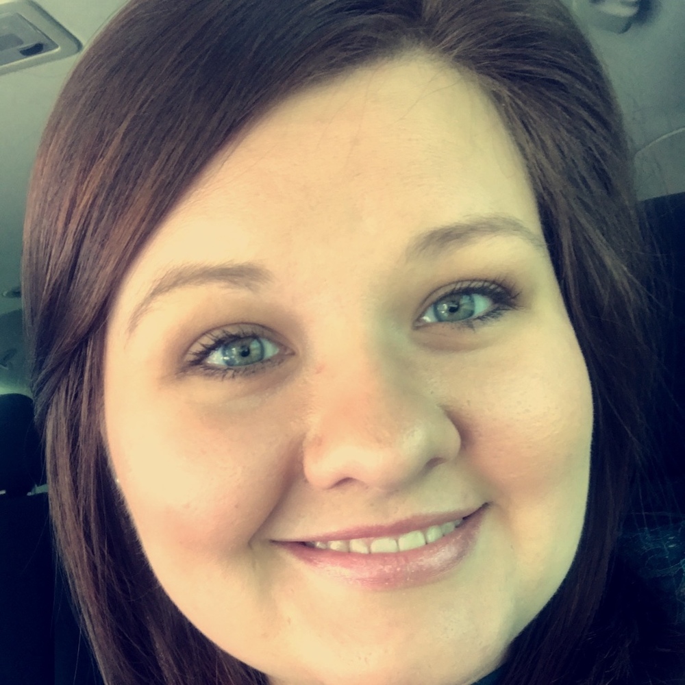 Meet your Posher, Courtney